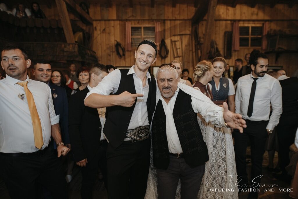 Lakodalom fotózása